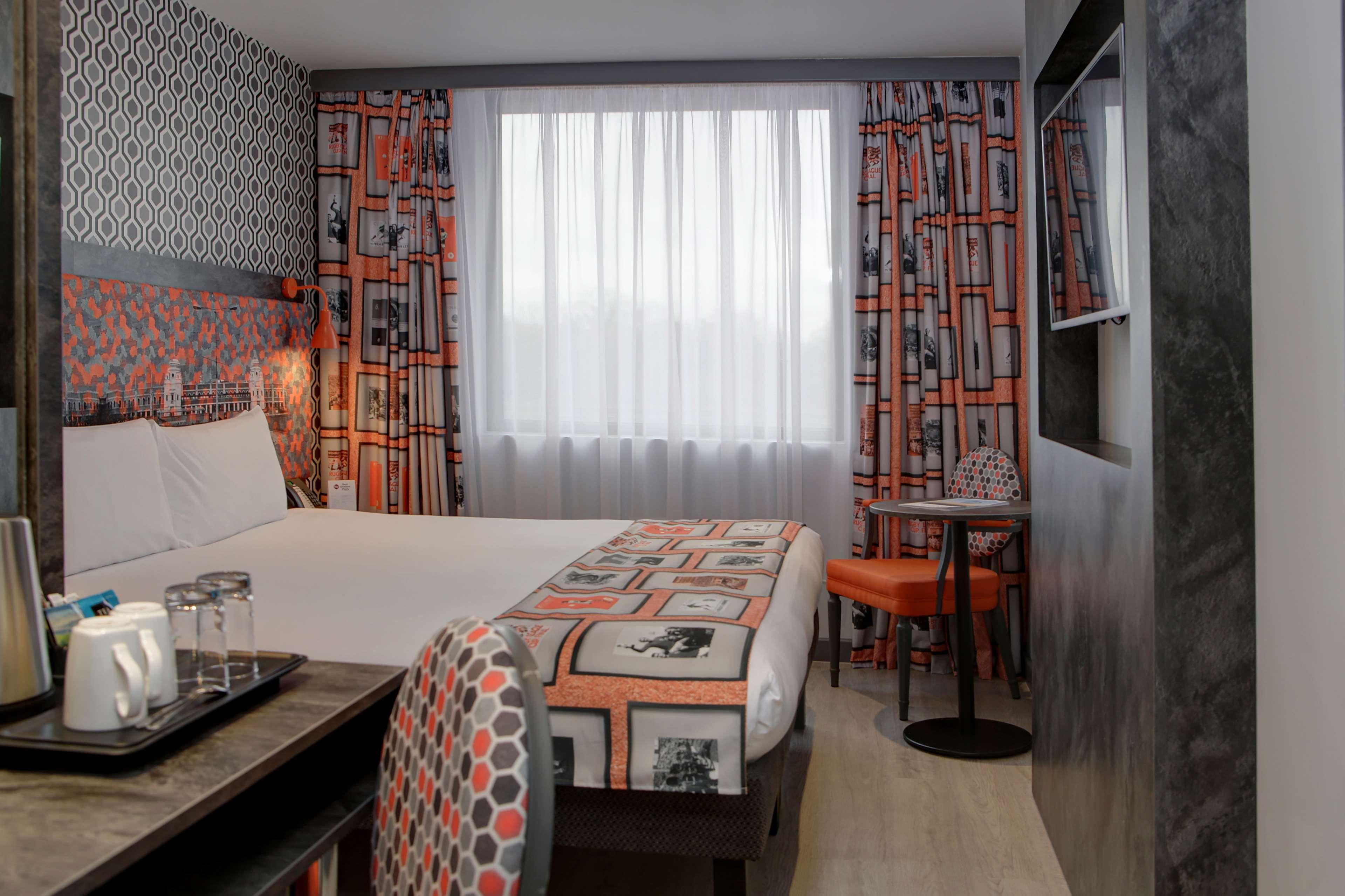 Best Western Plus London Wembley Hotel Экстерьер фото